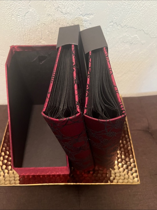 Vintage Bugundy Photos Albums Accessories - #2283*Elegant Burgundy Compact Accordion Photos Album- Accessories